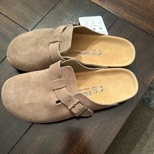 New with tags Birkenstock Boston Clogs size 41
